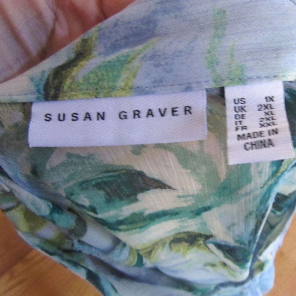 Susan Graver Blue & Green floral Sheer Tunic Style Blouse in Size 1X - Picture 5 of 5